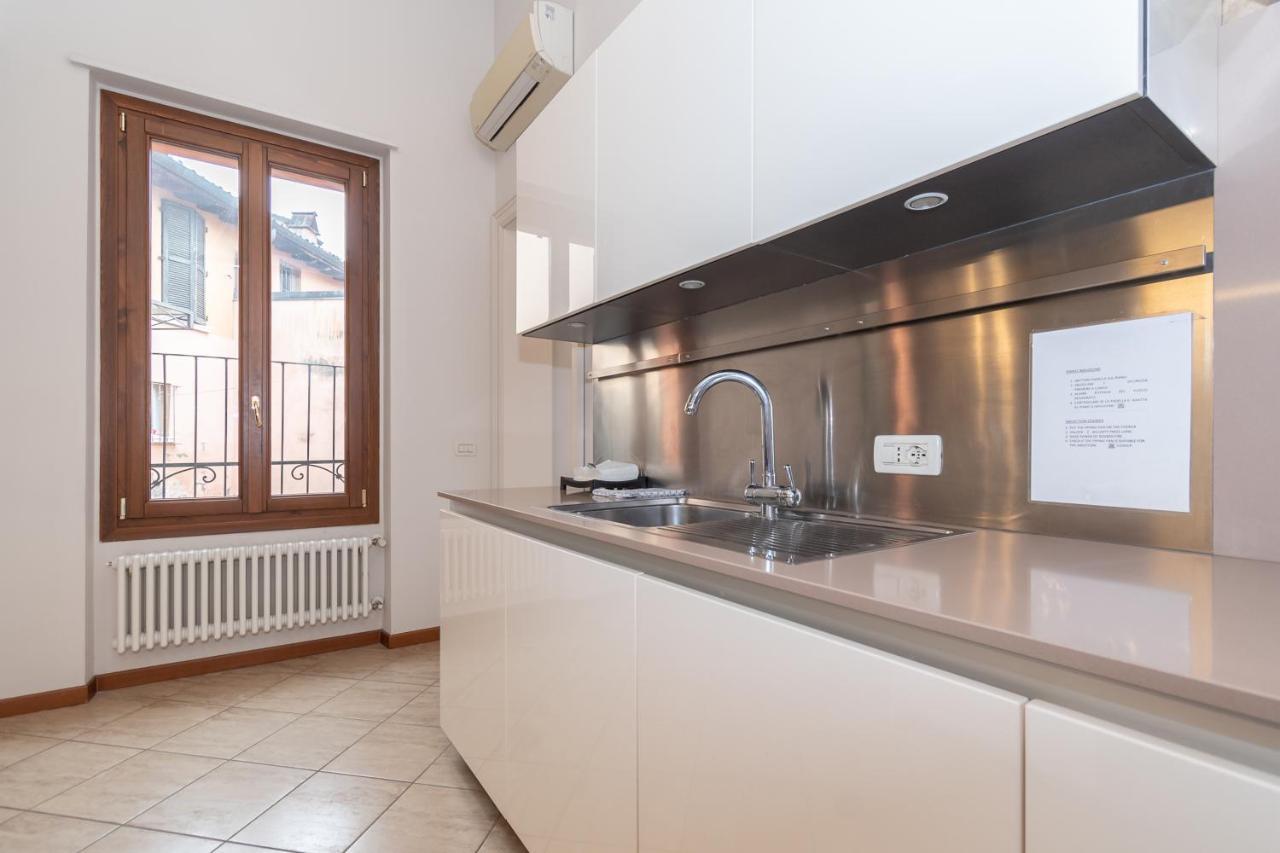 Trilocale Rua Sovera 85 - F&L Aparment Брешия Экстерьер фото